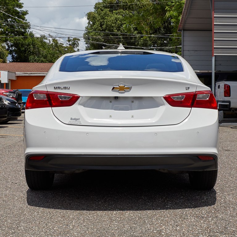 Photo 6 of this CHEVROLET MALIBU