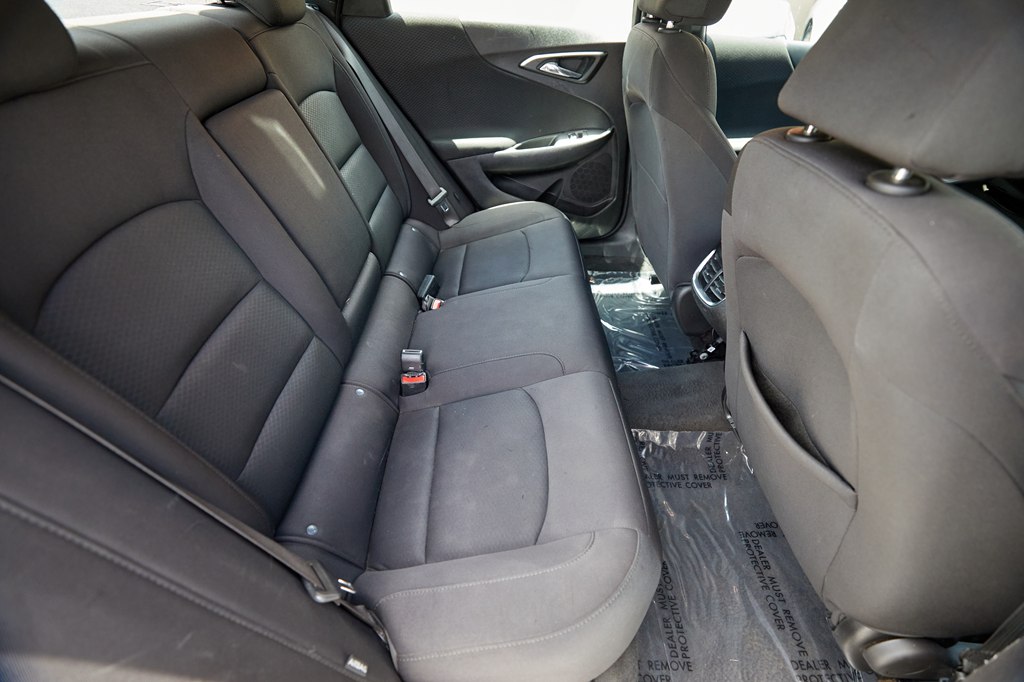 Photo 18 of this CHEVROLET MALIBU
