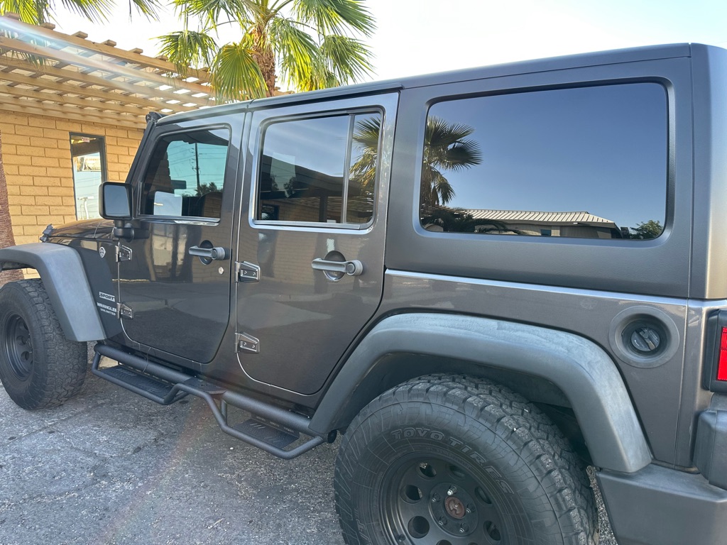 Photo 2 of this JEEP WRANGLER UNLIMI