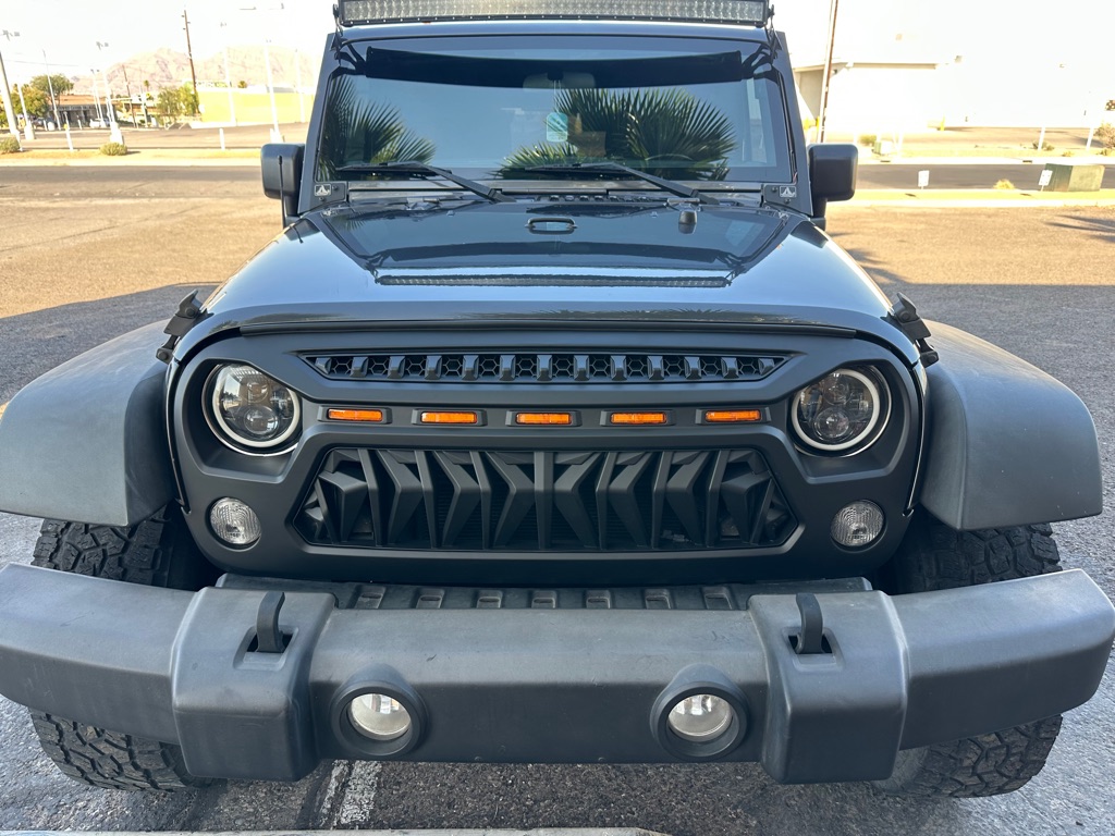 Photo 5 of this JEEP WRANGLER UNLIMI