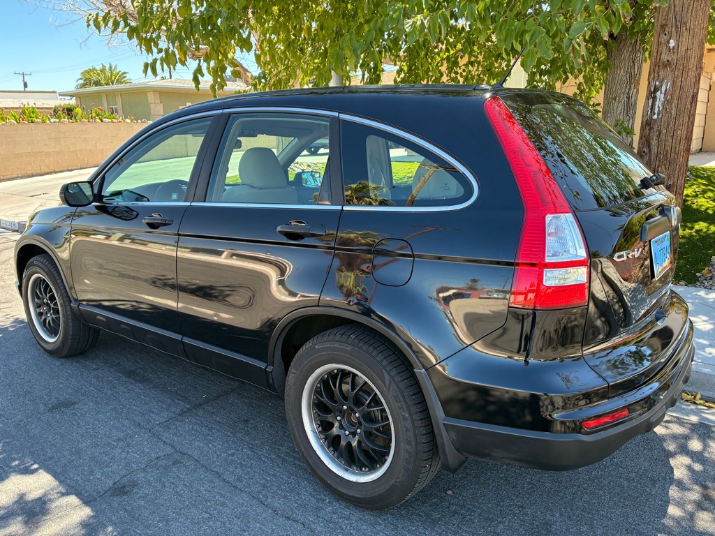 Photo 2 of this HONDA CR-V
