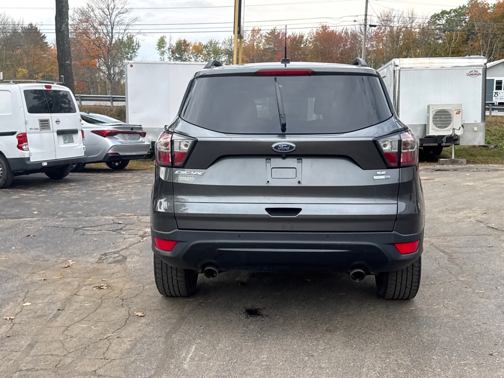 Photo 6 of this FORD ESCAPE