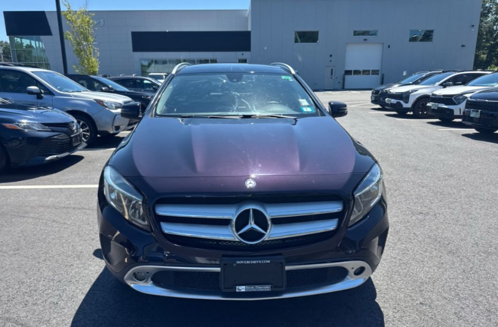 Photo 4 of this MERCEDES-BENZ GLA