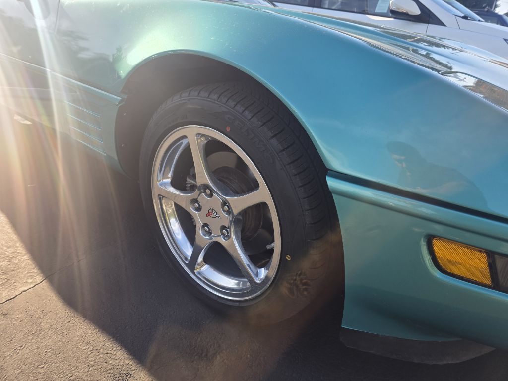 Photo 27 of this CHEVROLET CORVETTE C-4