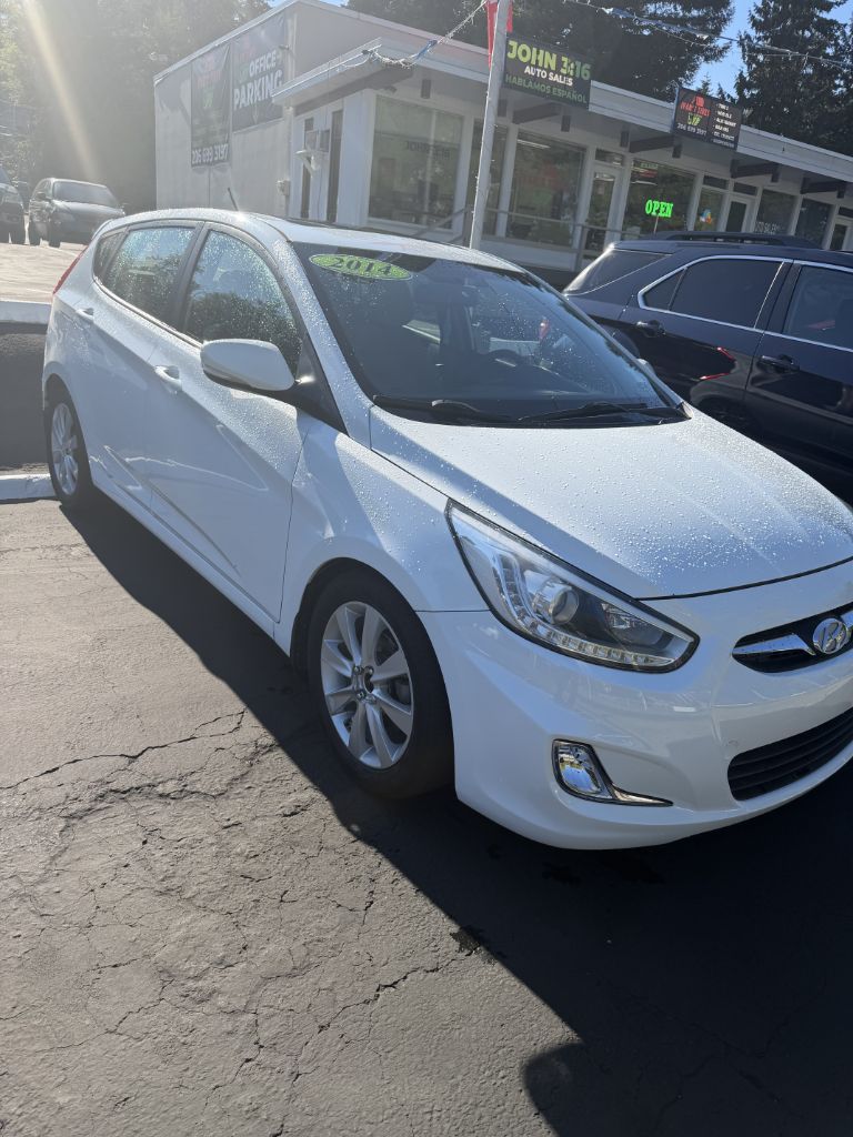 Photo 4 of this HYUNDAI ACCENT