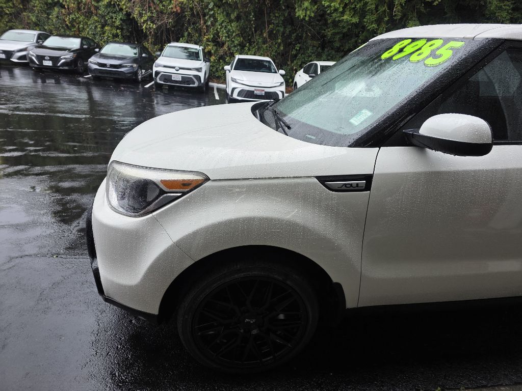 Photo 2 of this KIA SOUL