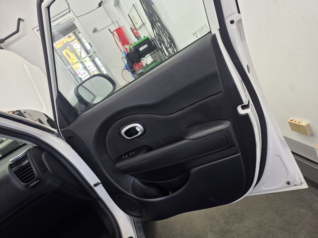 Photo 6 of this KIA SOUL
