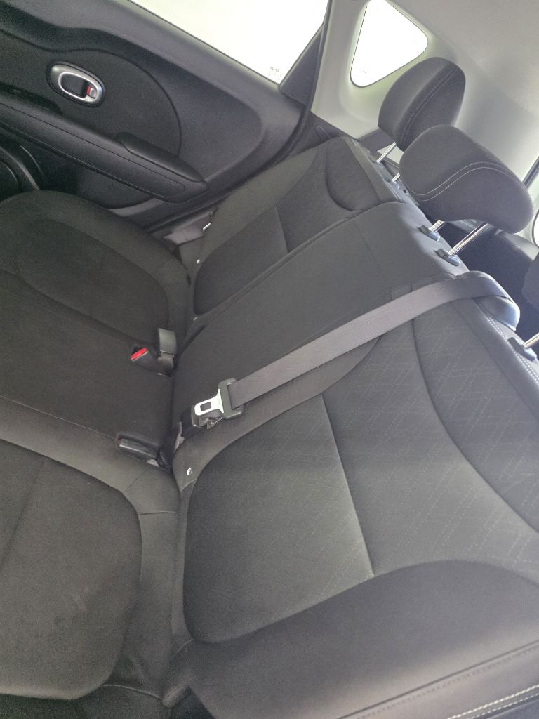 Photo 20 of this KIA SOUL