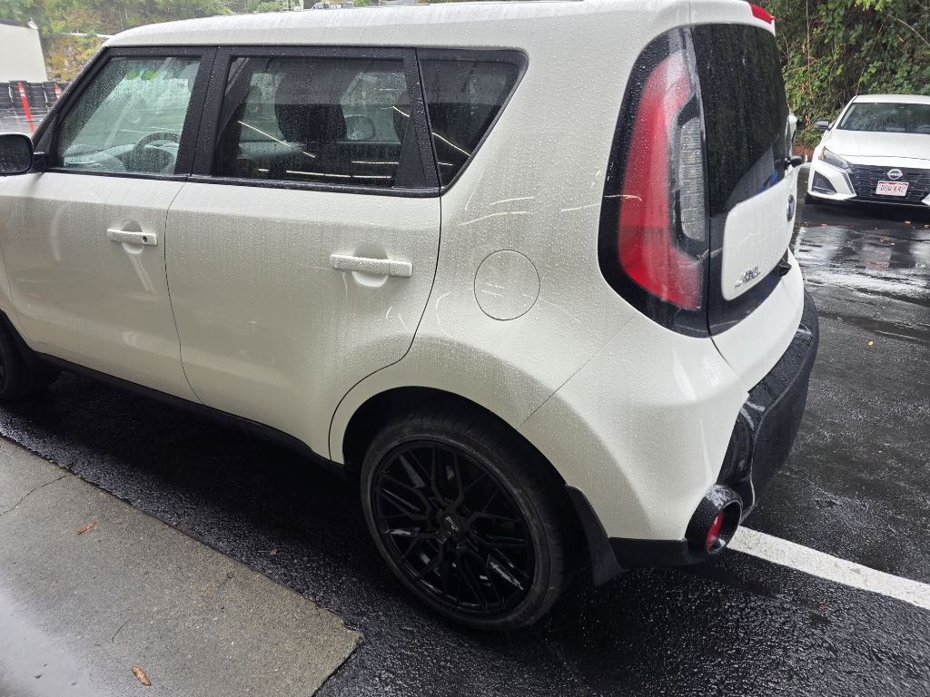 Photo 28 of this KIA SOUL