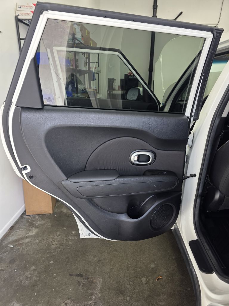 Photo 17 of this KIA SOUL