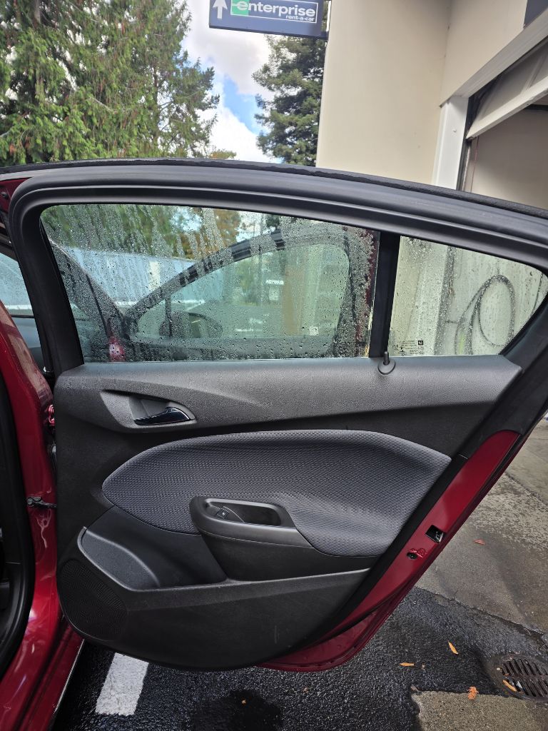 Photo 18 of this CHEVROLET CRUZE