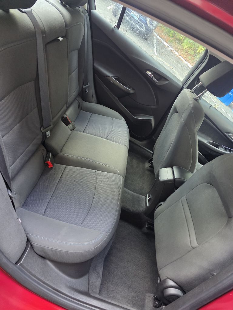 Photo 16 of this CHEVROLET CRUZE