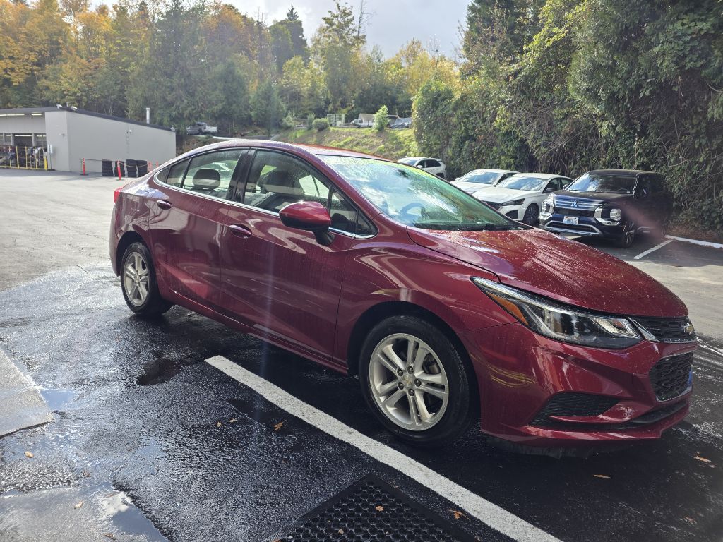 Photo 3 of this CHEVROLET CRUZE