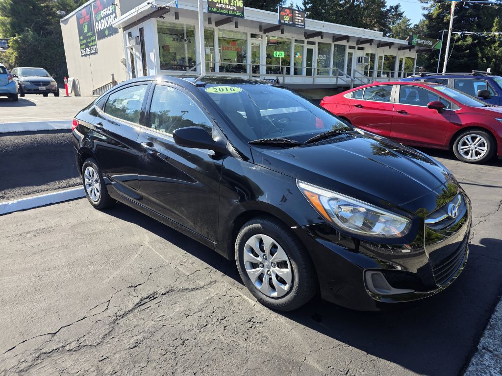 Photo 2 of this HYUNDAI ACCENT
