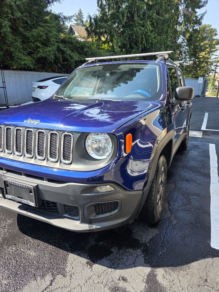 Photo 2 of this JEEP RENEGADE
