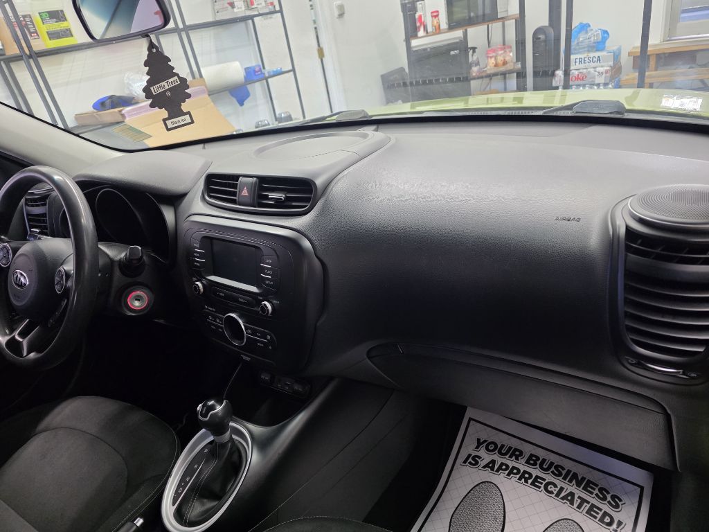 Photo 18 of this KIA SOUL