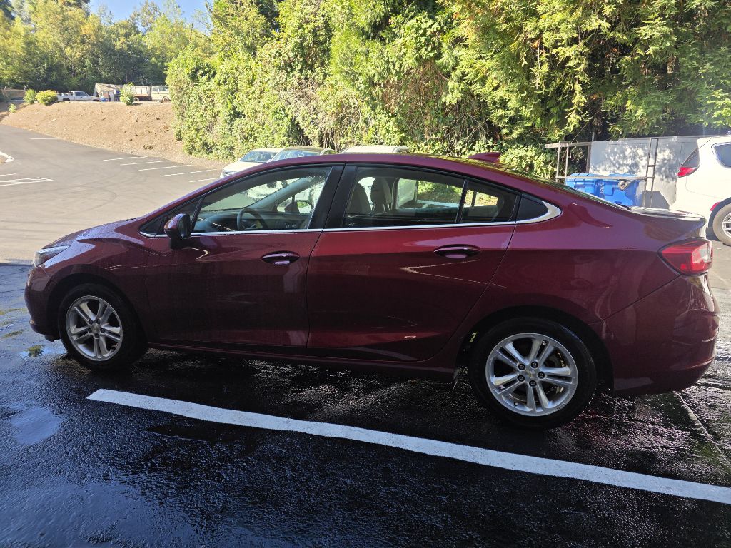 Photo 15 of this CHEVROLET CRUZE