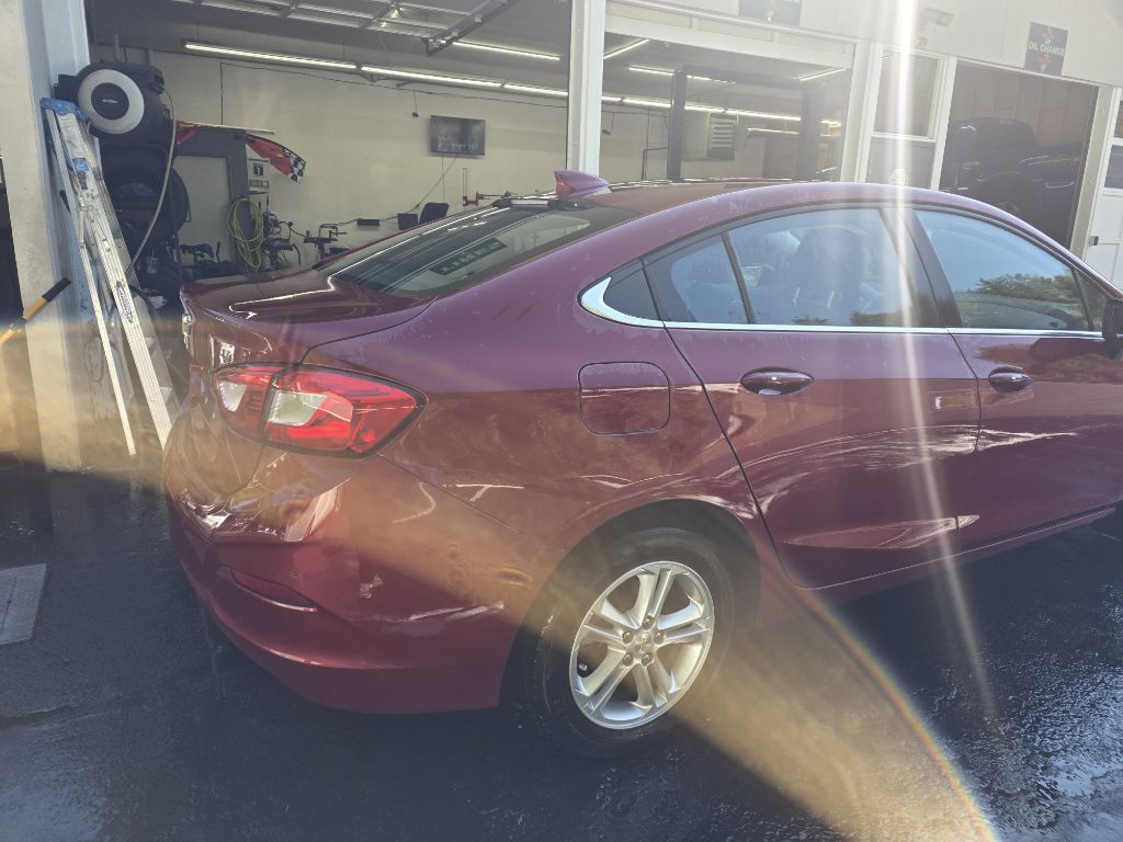 Photo 6 of this CHEVROLET CRUZE