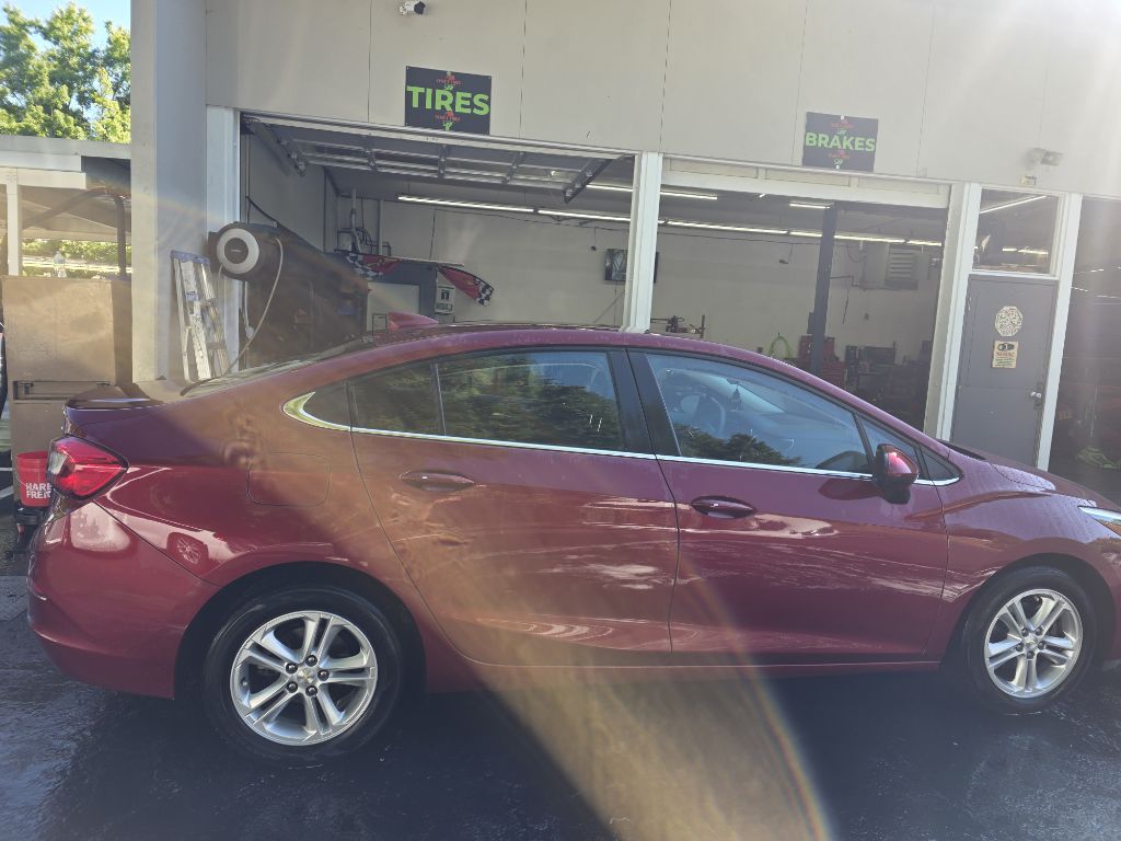 Photo 10 of this CHEVROLET CRUZE
