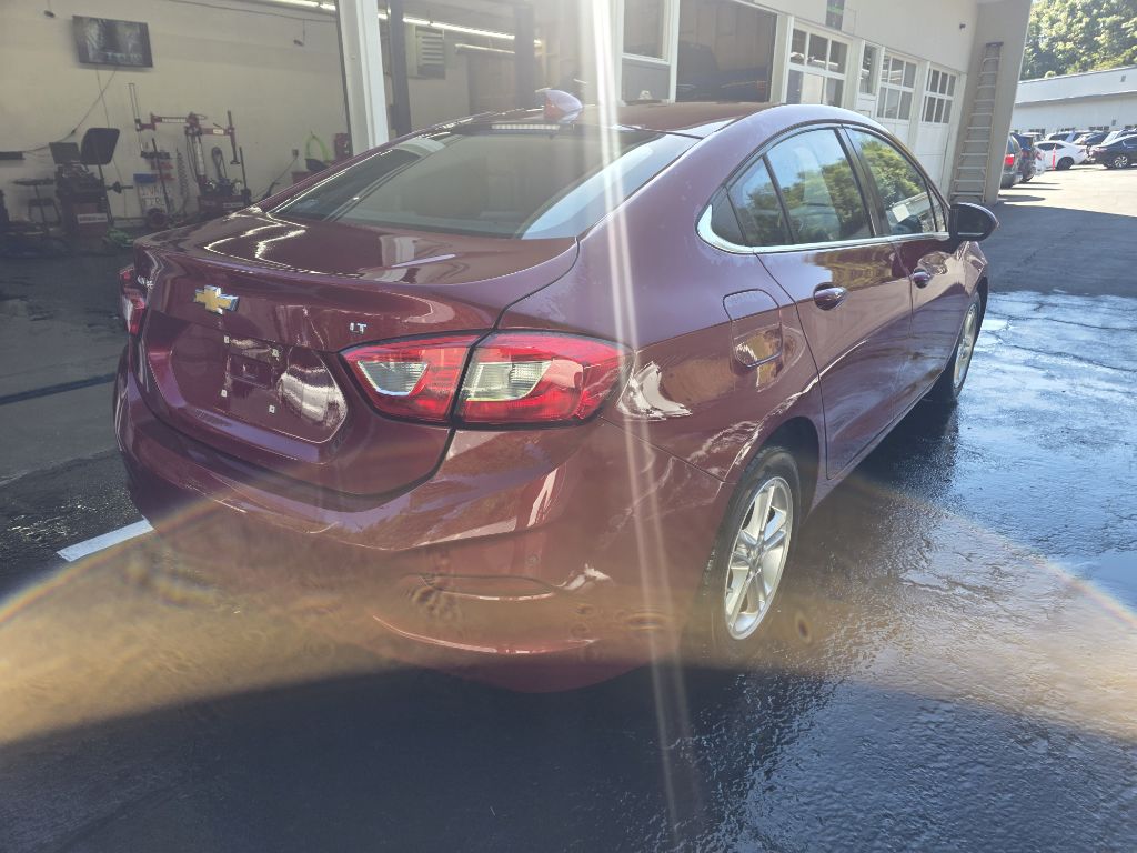 Photo 7 of this CHEVROLET CRUZE