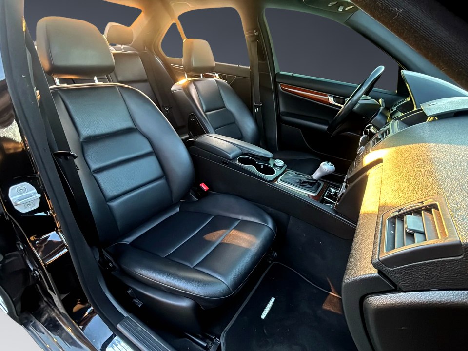 Photo 11 of this MERZ C300