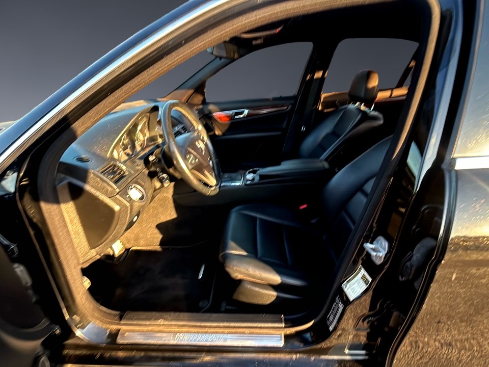 Photo 8 of this MERZ C300