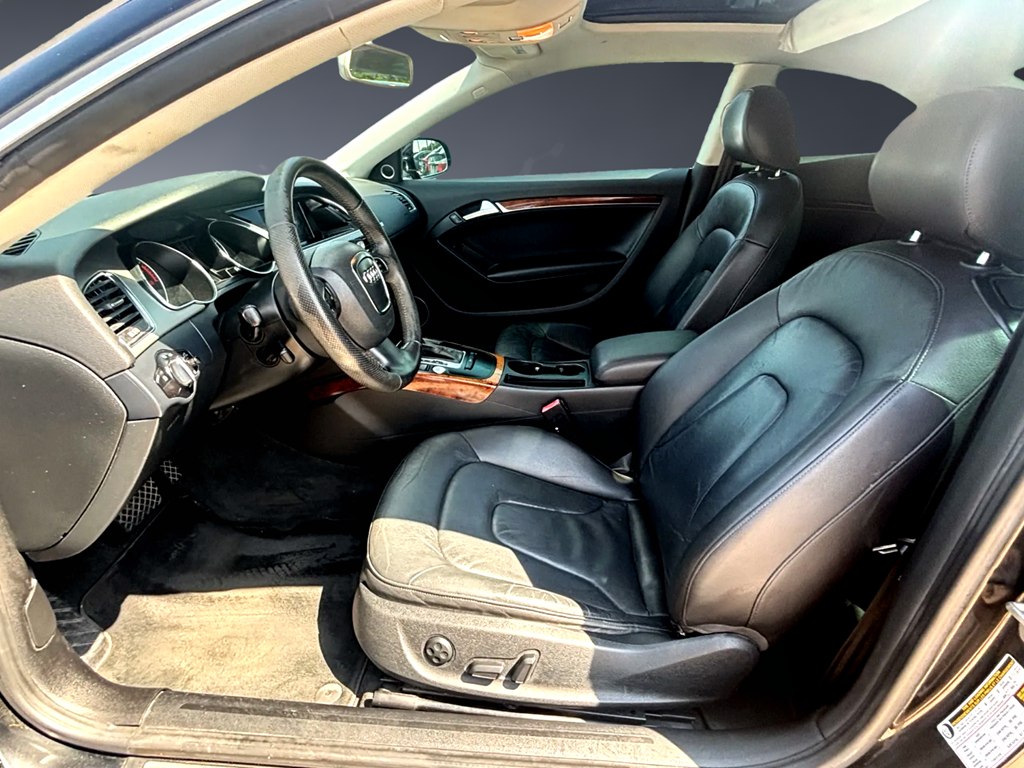Photo 8 of this AUDI A5