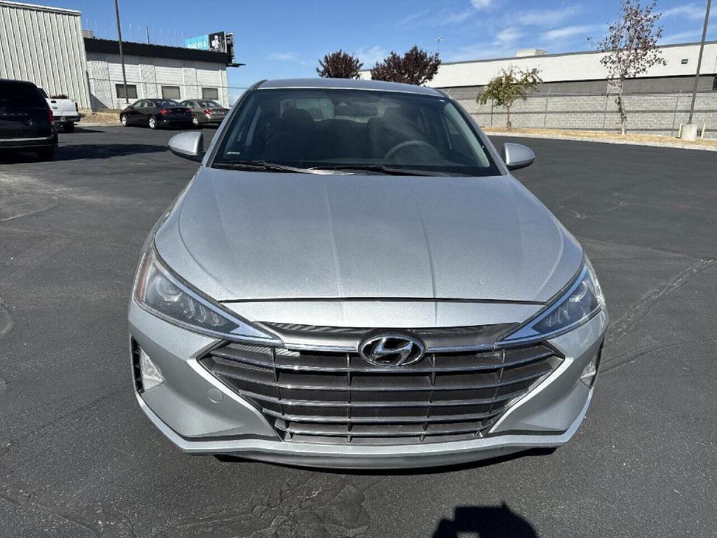 Photo 9 of this HYUNDAI ELANTRA