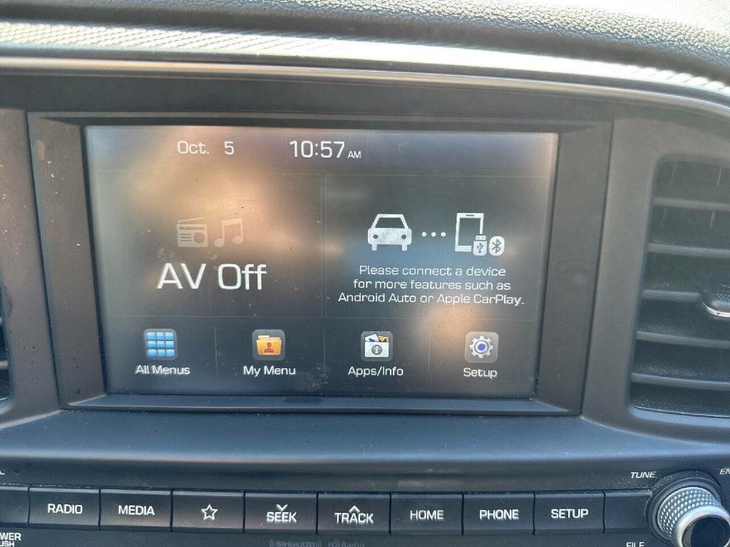 Photo 15 of this HYUNDAI ELANTRA