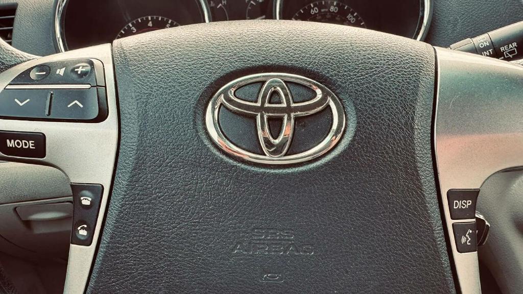 Photo 16 of this TOYOTA HIGHLANDER