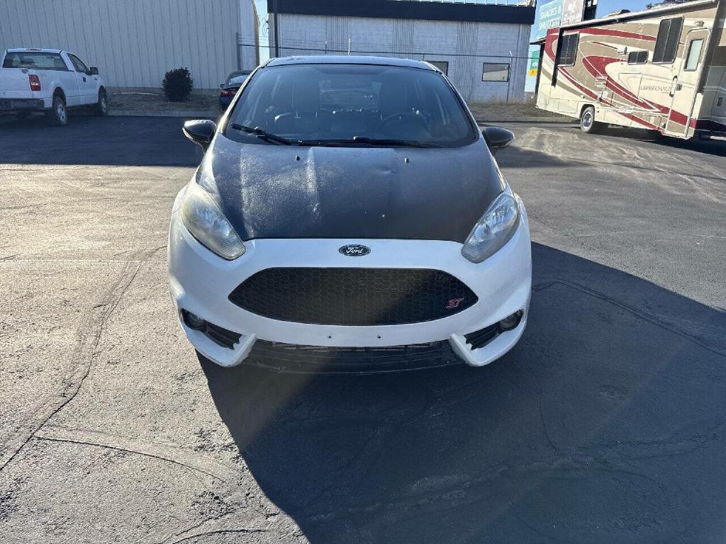 Photo 10 of this FORD FIESTA