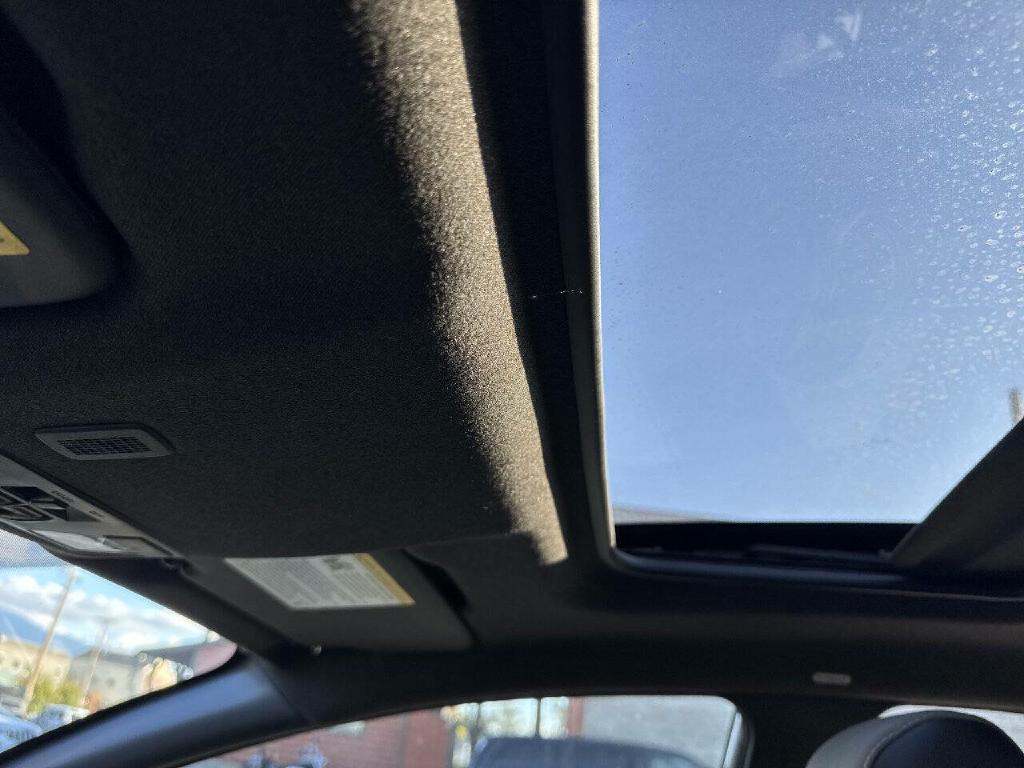 Photo 15 of this FORD FIESTA