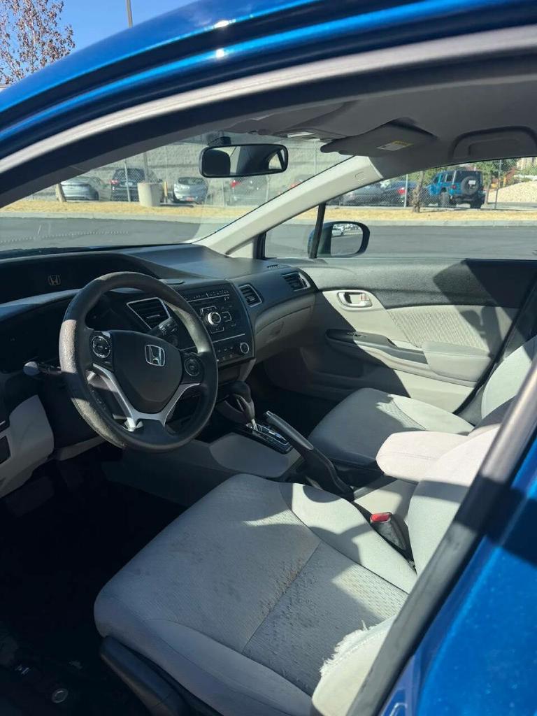 Photo 7 of this HONDA CIVIC