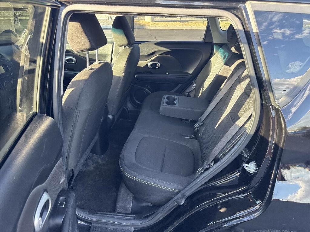Photo 11 of this KIA SOUL