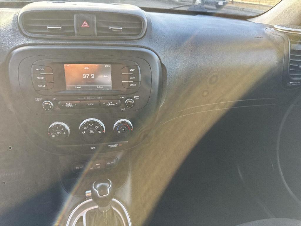 Photo 16 of this KIA SOUL