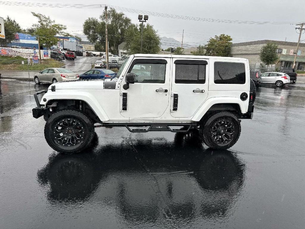 Photo 3 of this JEEP WRANGLER UNLIMI