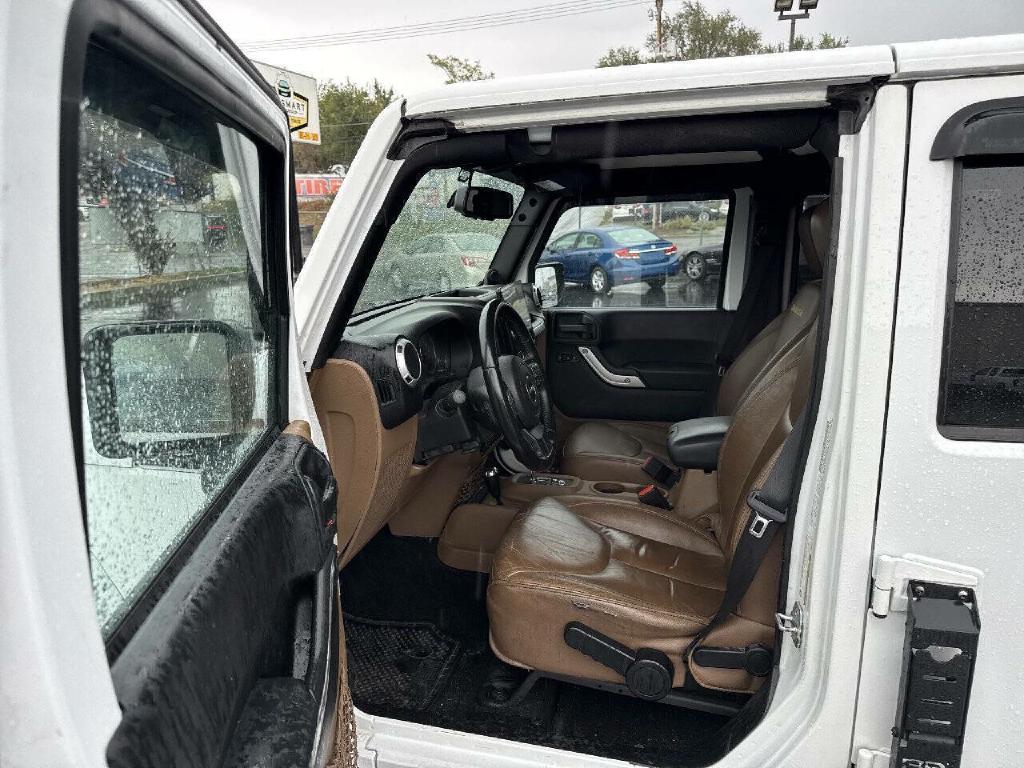 Photo 10 of this JEEP WRANGLER UNLIMI