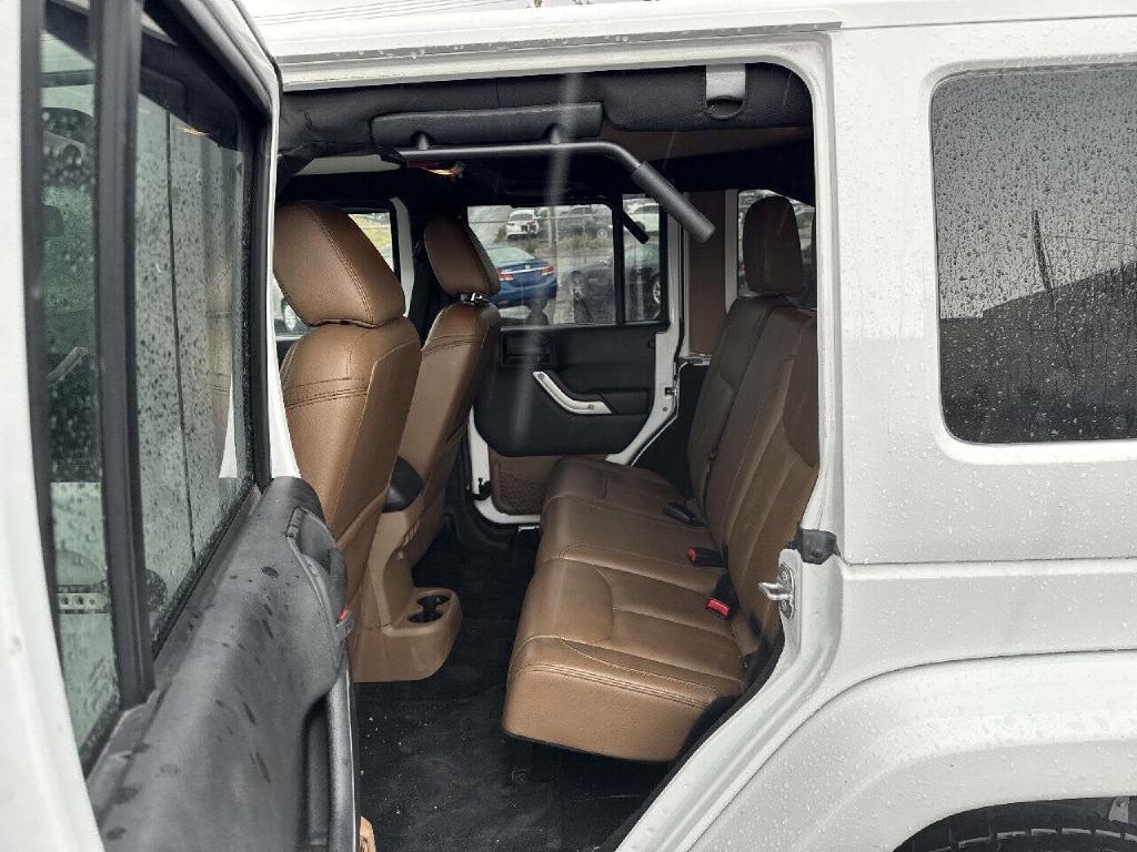 Photo 11 of this JEEP WRANGLER UNLIMI