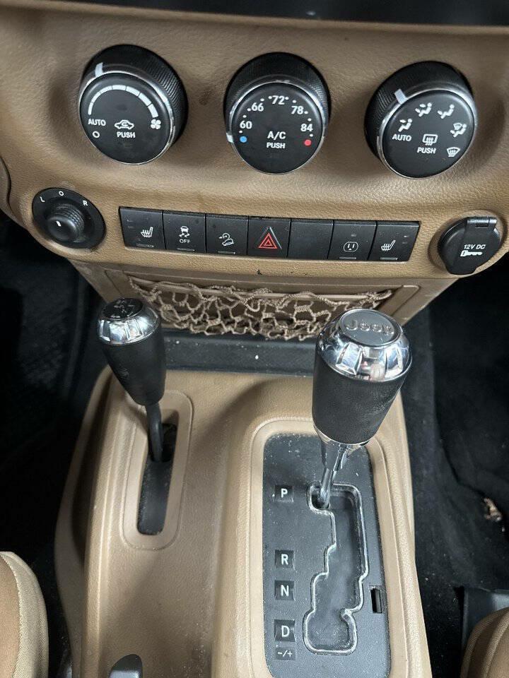 Photo 13 of this JEEP WRANGLER UNLIMI