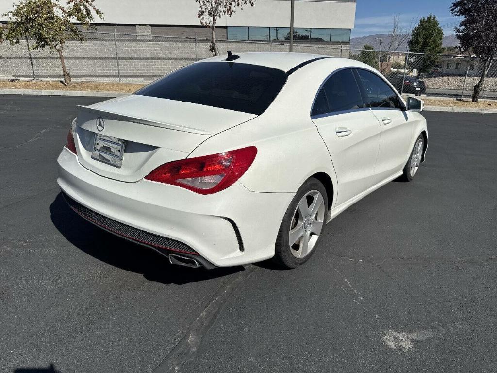 Photo 6 of this MERCEDES-BENZ CLA