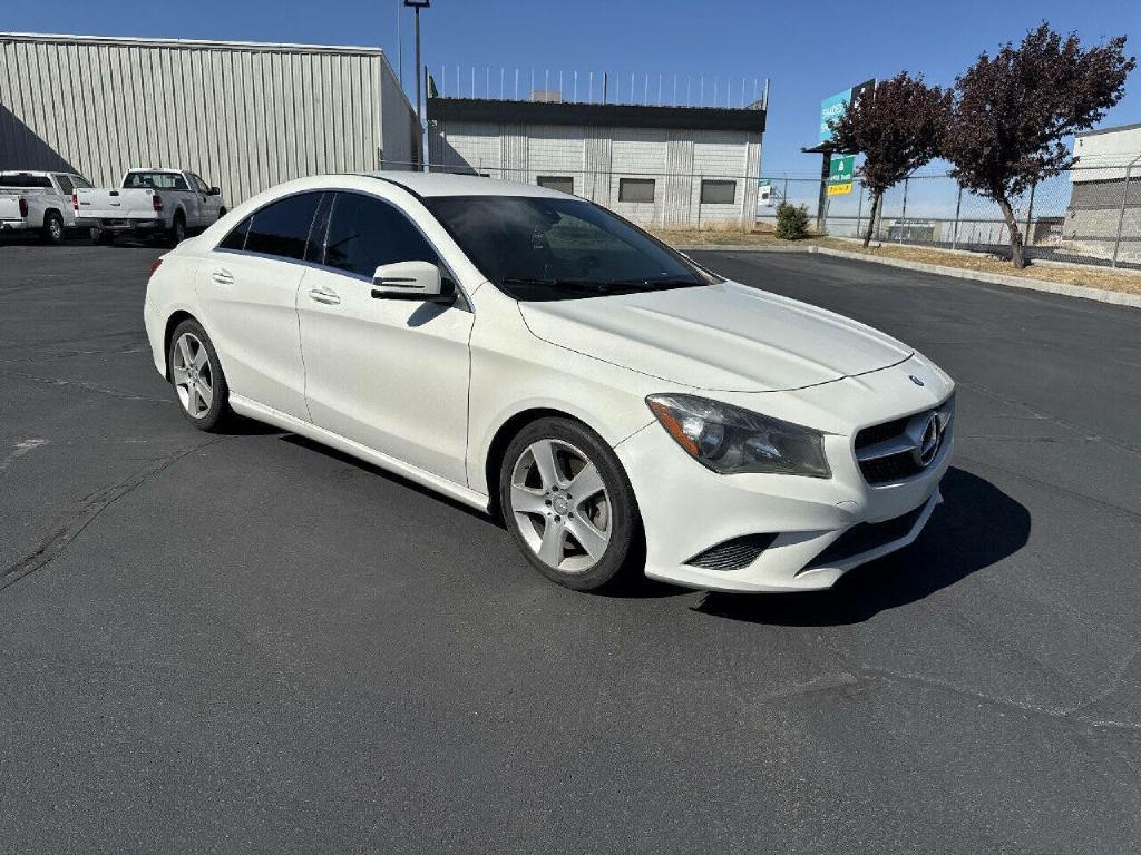 Photo 8 of this MERCEDES-BENZ CLA