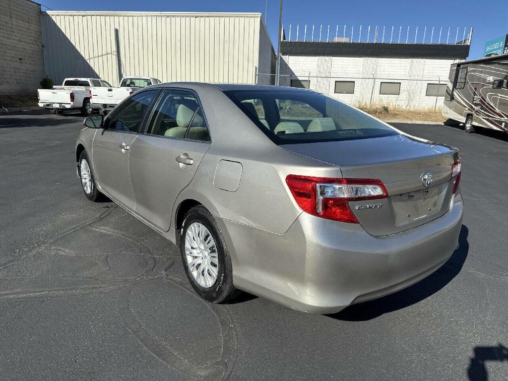 Photo 6 of this TOYOTA CAMRY