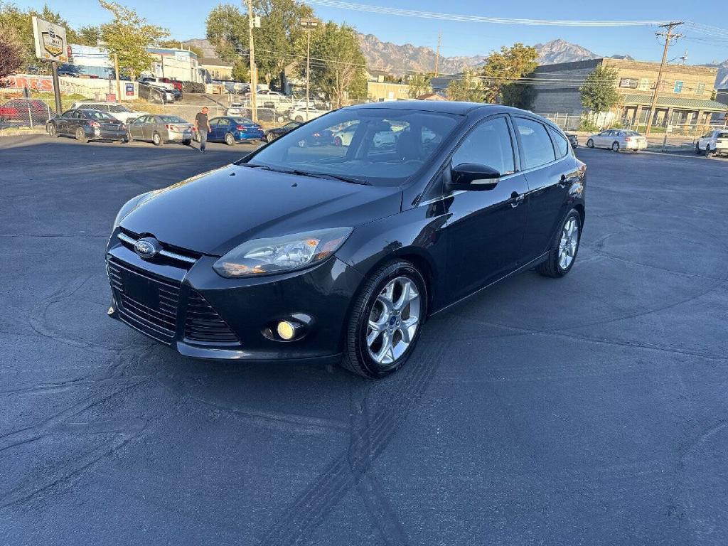 Photo 2 of this FORD FOCUS