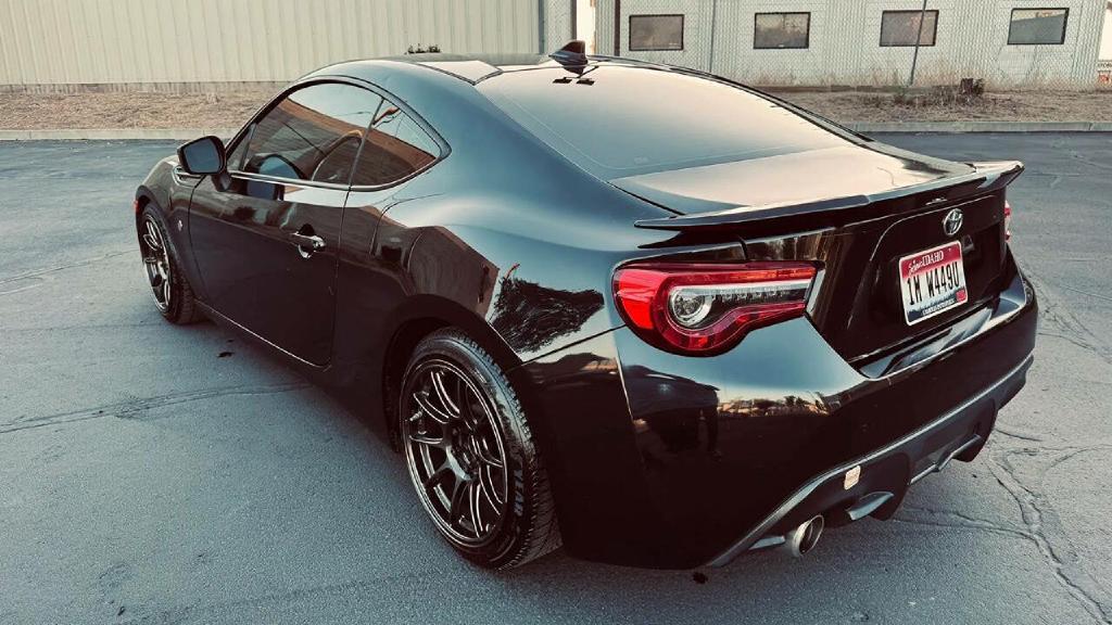 Photo 6 of this TOYOTA 86