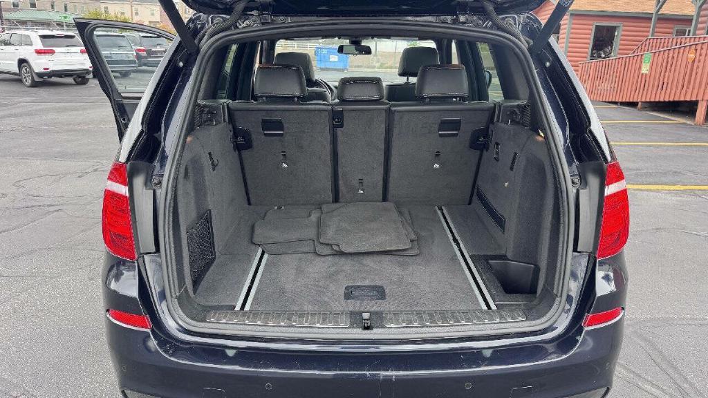 Photo 13 of this BMW X3