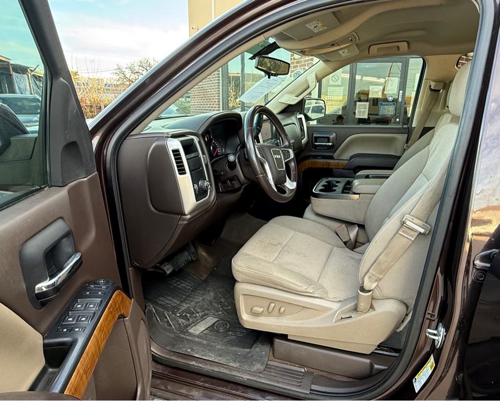Photo 7 of this GMC SIERRA