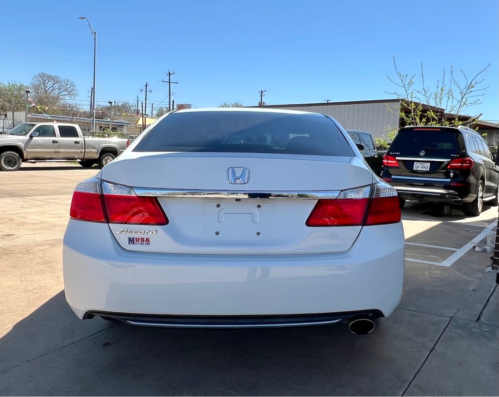 Photo 5 of this HONDA ACCORD