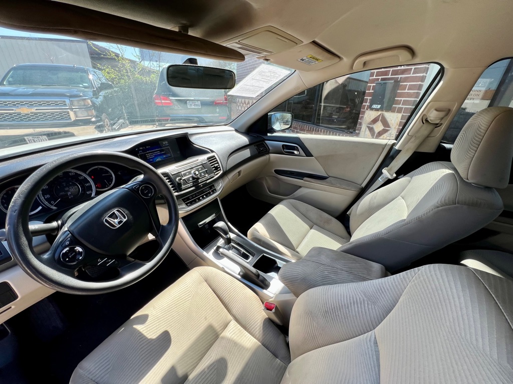 Photo 7 of this HONDA ACCORD