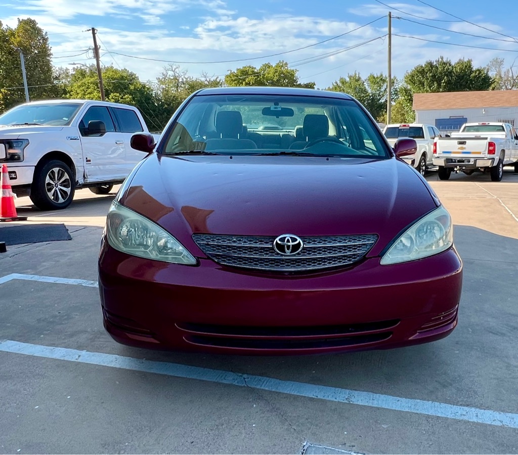 Photo 2 of this TOYOTA CAMRY