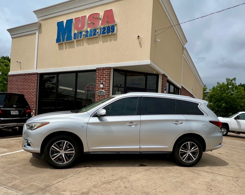 Photo 3 of this INFINITI QX60